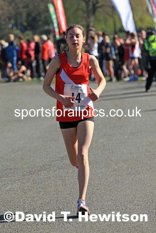 Girls Under-15s 5k, 2022 Northern 12 and 6 Stage Road Relays,  Birkenhead Park, Birkenhead, Wirral.  Photo: David T. Hewitson/Sports for All Pics